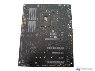 ASUS-B150-ProGaming-Aura-36